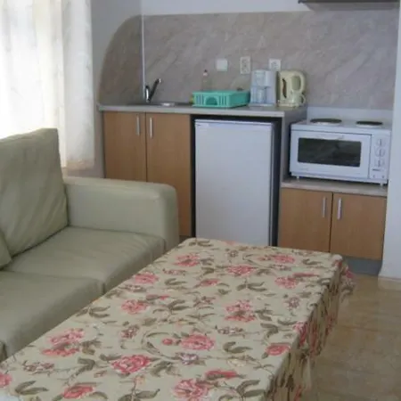 Iva Dimitrov Apartment *